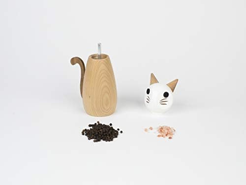 High-Quality Cat-Friendly Wooden Pepper Mill