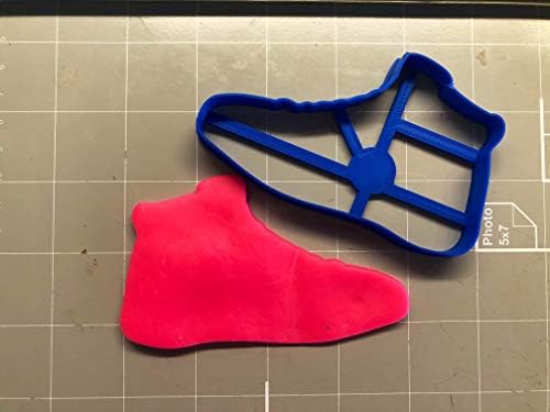 Sneakers Cookie Cutter 40