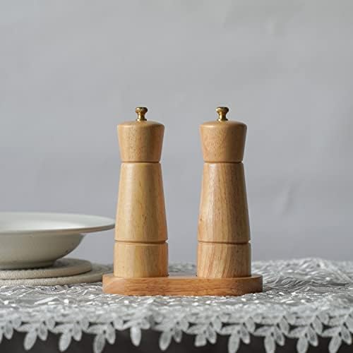 Stylish Salt and Pepper Grinder Set