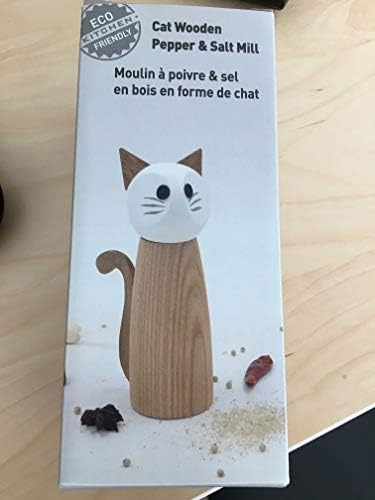 High-Quality Cat-Friendly Wooden Pepper Mill