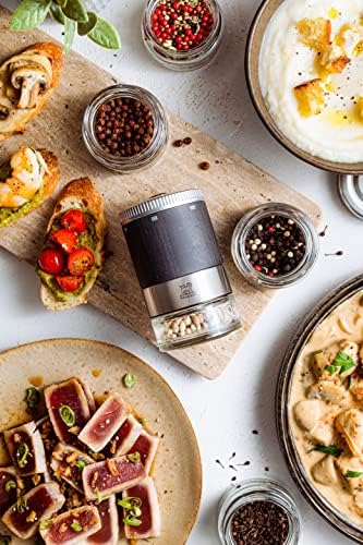 Peugeot Maestro Pepper Mill Set with Glass Jars
