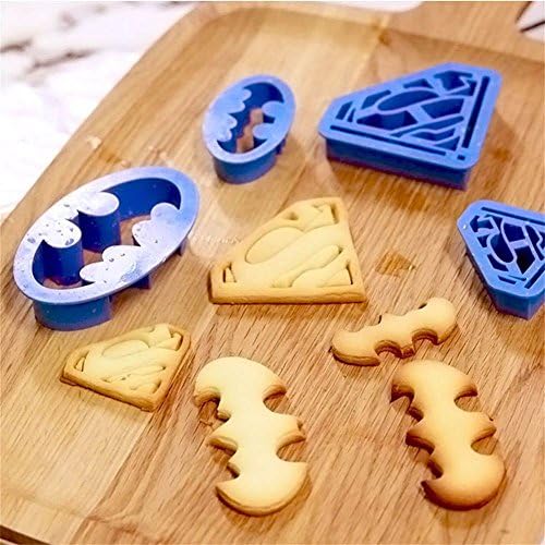 4PCS Super Hero Cookie Cutter Set Batman Superman Cartoon