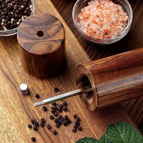 SKIHOT Wooden Salt and Pepper Grinder Set 2PC